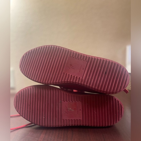 Giuseppe Zanotti Red High-Top Sneakers with Side Zippers - Picture 8 of 12